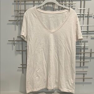 Universal Thread Cream V-Neck Tee